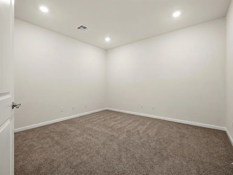 604 Spindrift Ln — Photo 23