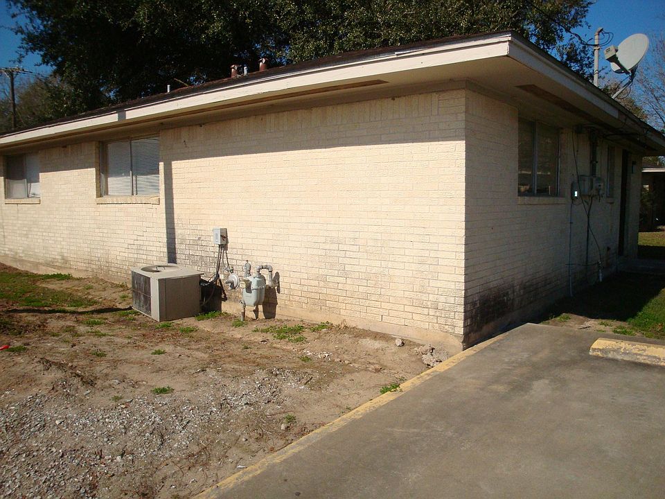 1st image of 3021 Sycamore Ave APT 2