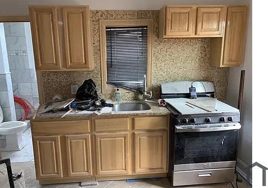 3 bed, 1500 sqft, $3,464 — Photo 2