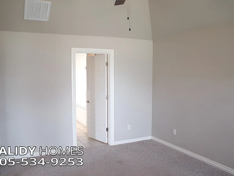 800 Bison Crossing Dr — Photo 10