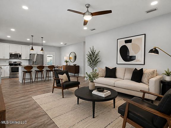 4th image of 3220 Tuna Rd