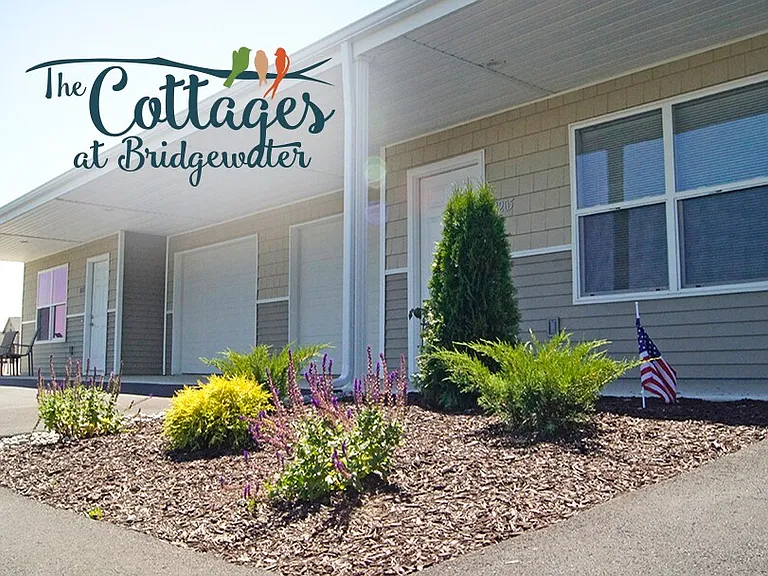 Cottages at Bridgewater — Photo 1