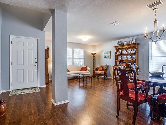 5th image of 2713 Mesa Valley Dr
