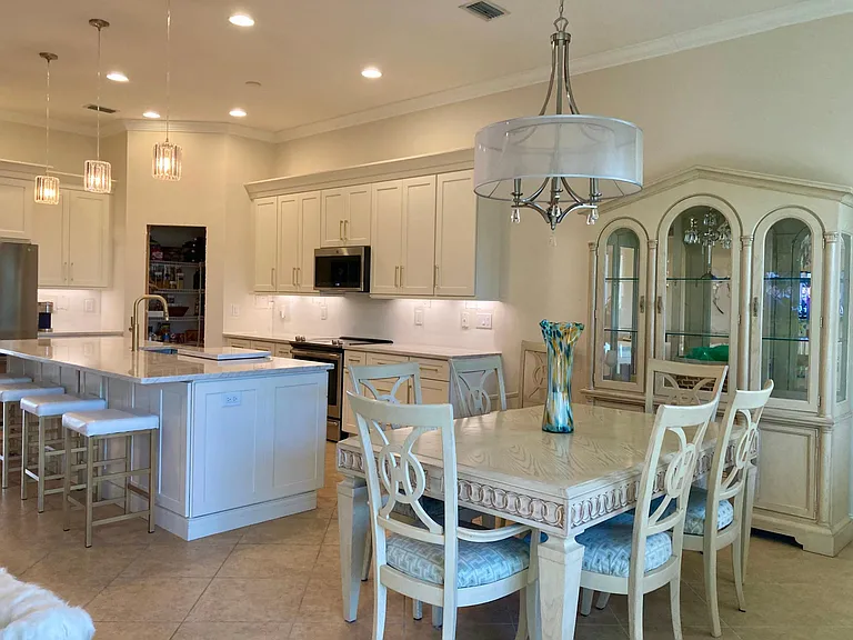 8602 Banyan Bay Blvd — Photo 5