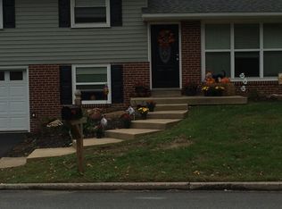 3 Chestnut St, Newtown Square, PA 19073