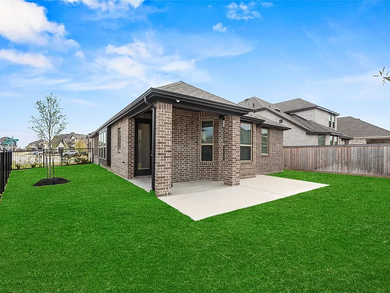 18402 Mesquite Flats Trl — Photo 16