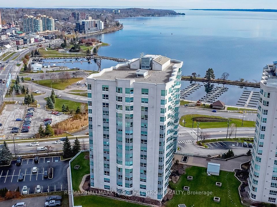 1st image of 6 Toronto St #901