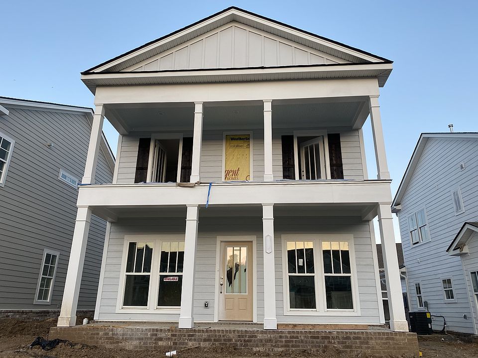 1st image of 409 Corner Aly W