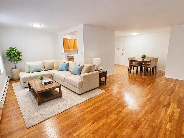 2610 University Ave #D3 — Photo 2