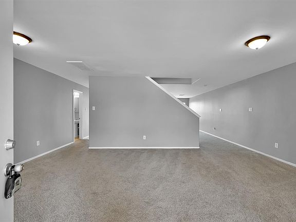 3rd image of 502 Birch Cluster Ct