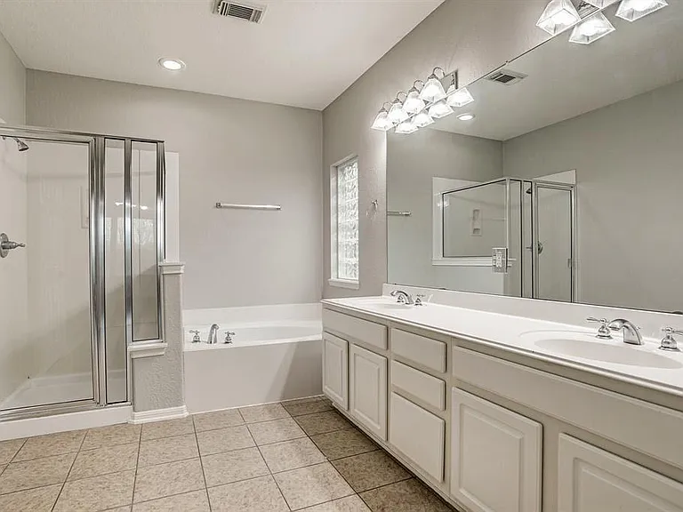 2626 Canyon Falls Dr — Photo 10