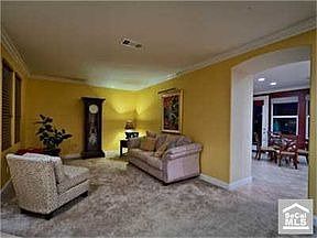 4th image of 2655 E Catalina Dr