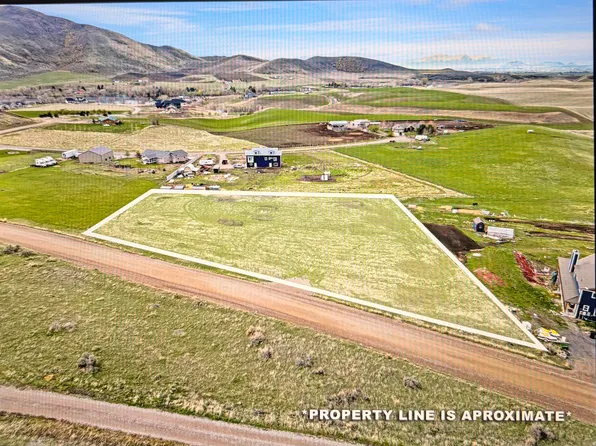 2900 E 2600 N, Preston, ID 83263
