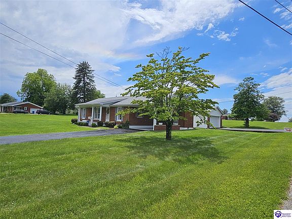2nd image of 111 Lavenia Ln