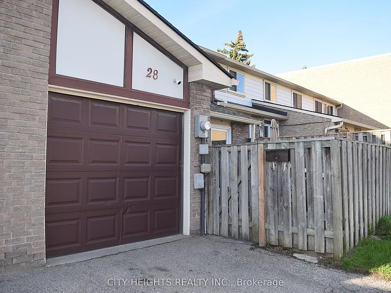 28 Fern Ave — Photo 2