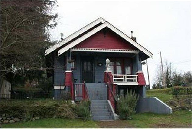 1st image of 305 S Yantic Ave
