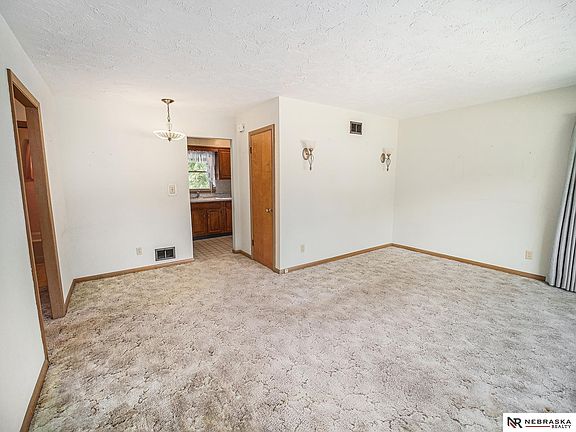 5th image of 2225 S 59th St