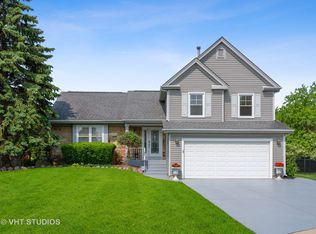 252 Stanton Ct E, Buffalo Grove, IL