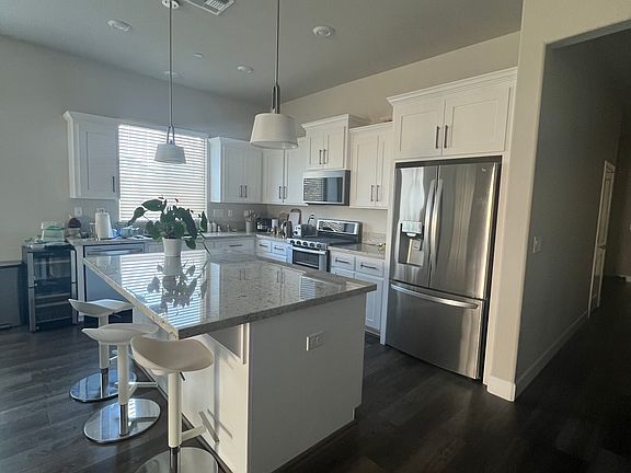 5th image of 8033 Challis Cir