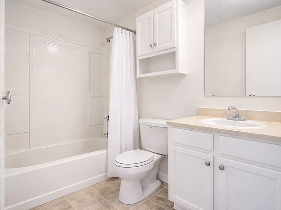 5th image of 5128 Linbar Dr #1