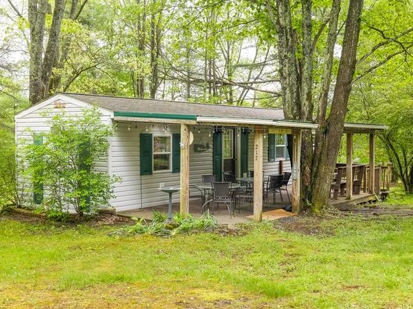 217 S Lake Rd, Columbia Cross Roads, PA 16914