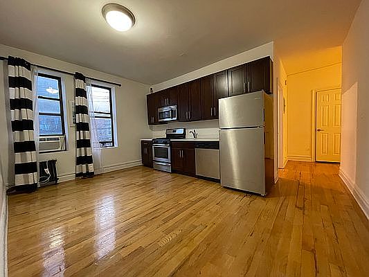 1st image of 2305 30th Ave APT B4