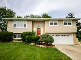 7390 Iris Ave, Hanover Park, IL 60133