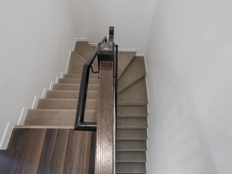 The Landing at 1001 NP — Photo 5