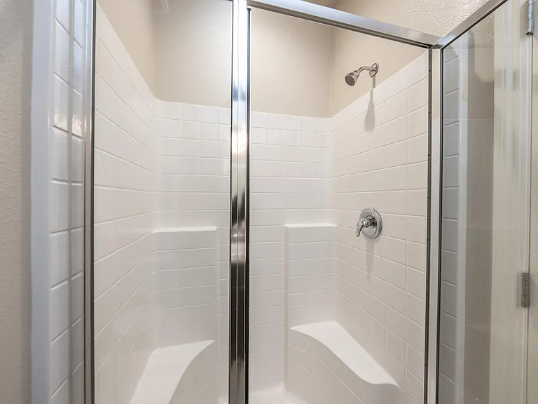 3555 Encino Ave — Photo 25