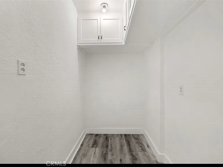 2121 James M Wood Blvd #221 — Photo 12