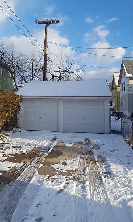 2nd image of 201 Englewood Ave
