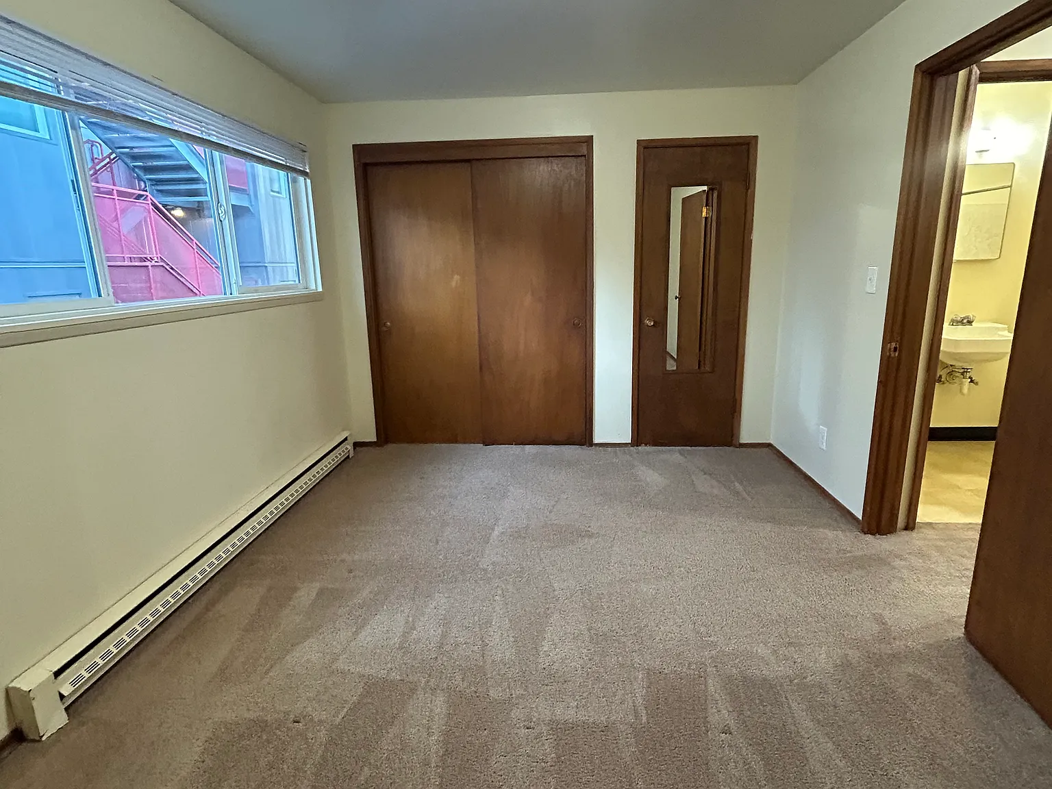 1 bed, 550 sqft, $1,375 — Photo 4