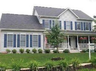 604 E G St, Purcellville, VA