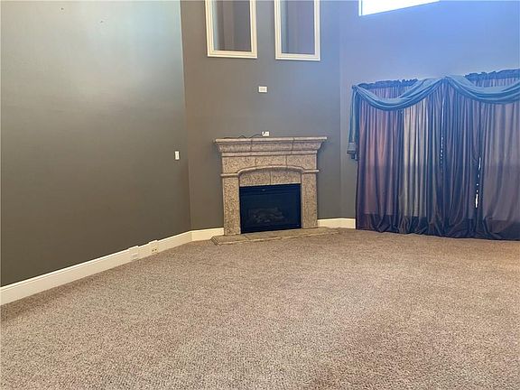 3rd image of 1205 Primrose Ct