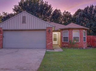 1276 Peppermill Ln, Springdale, AR 72762