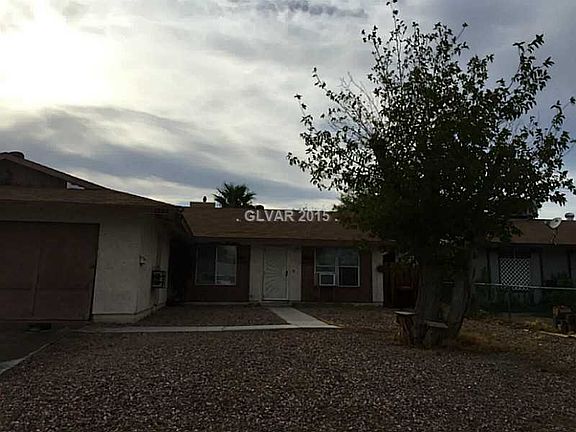 3rd image of 1004 Marion Dr