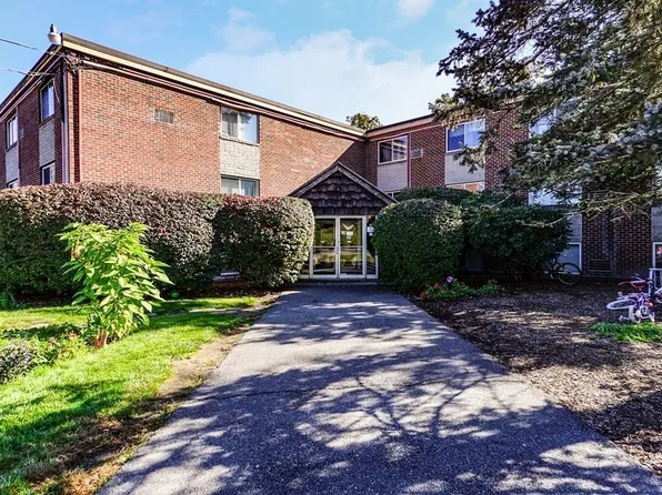 15 Weld St APT 73, Framingham, MA 01702