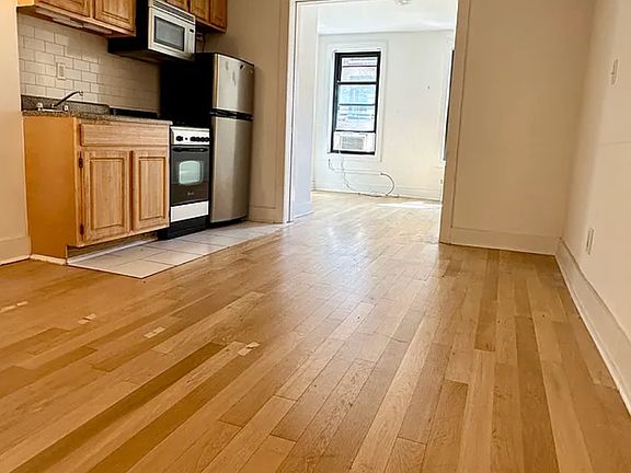 2nd image of 175 Ludlow St APT 13