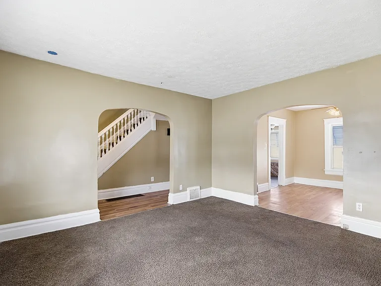 691 Lafollette St — Photo 6