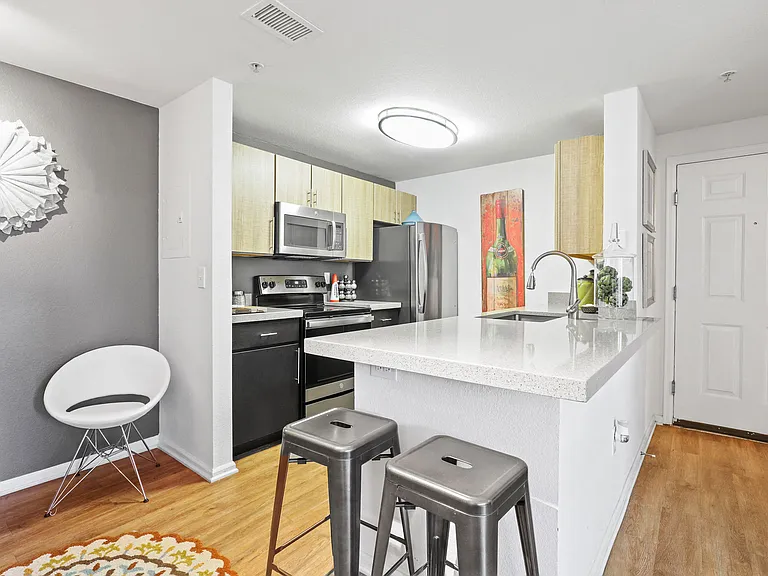 Parker Hilltop — Photo 33