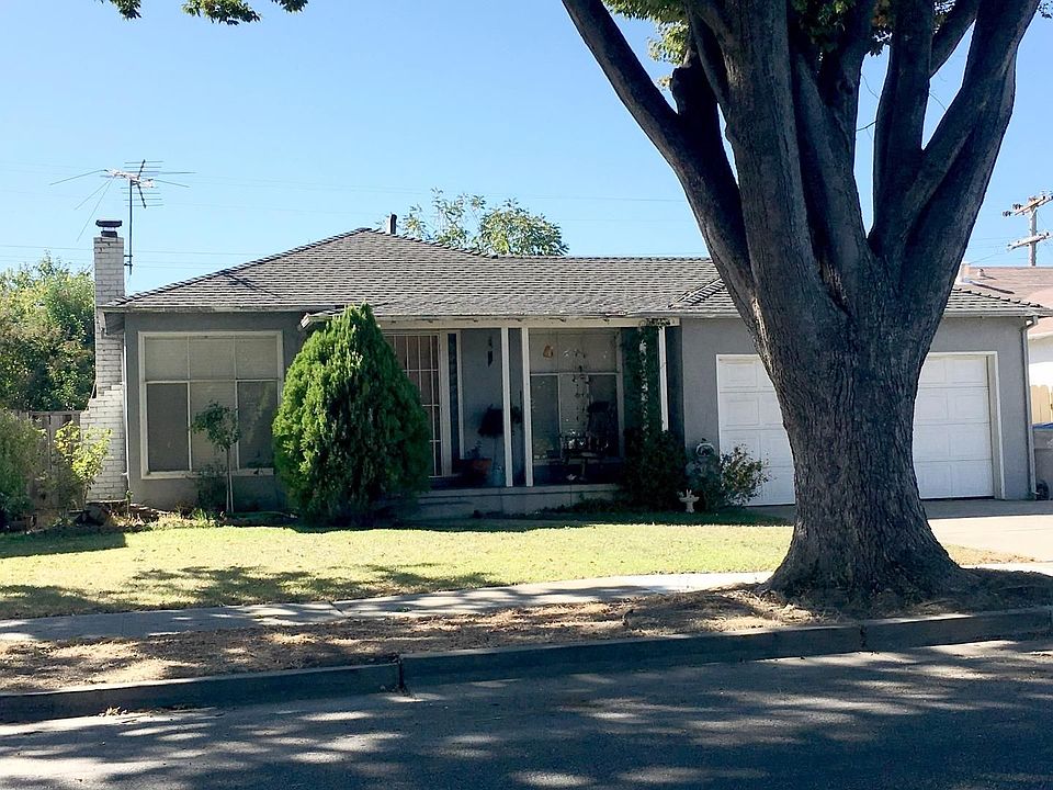 1st image of 2464 Fernwood Ave