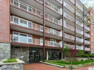 666 Shore Rd APT 1F, Long Beach, NY 11561