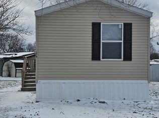 178 Fudge St, Westland, MI 48186