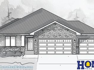7500 Hidden Valley Model Dr, Lincoln, NE 68526
