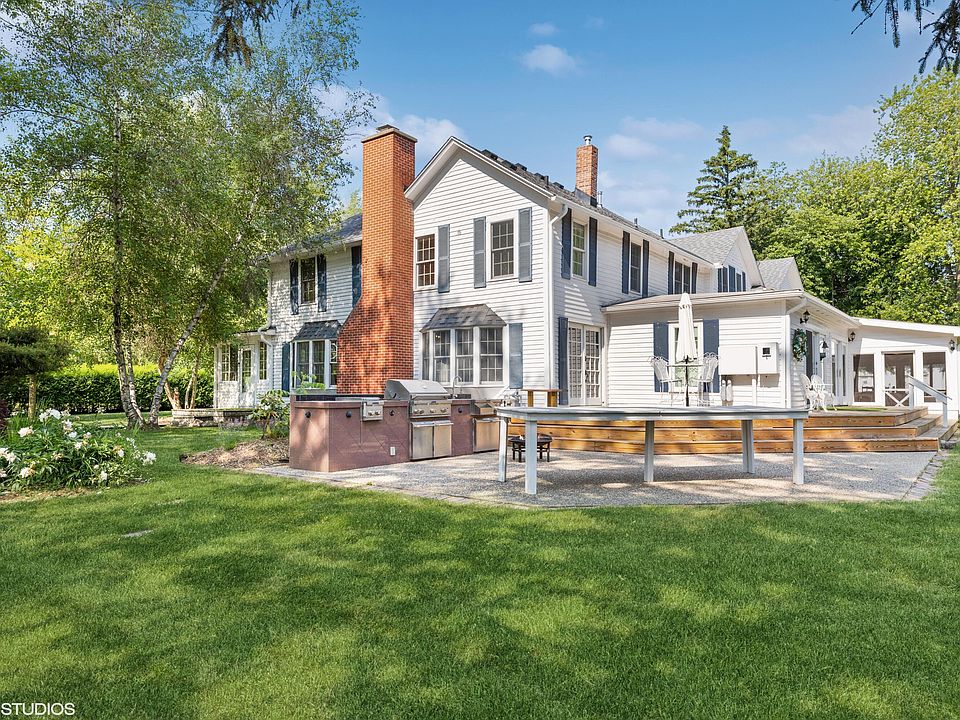 5682 Sawyer Rd, Sawyer, MI 49125 Zillow