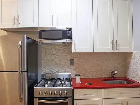 347 Linden Street image 1 of 6