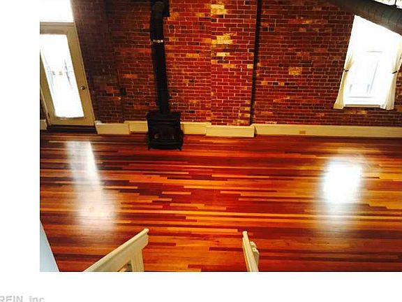 4th image of 111 Tazewell St #303