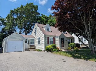 23 Pollett St, Cumberland, RI 02864