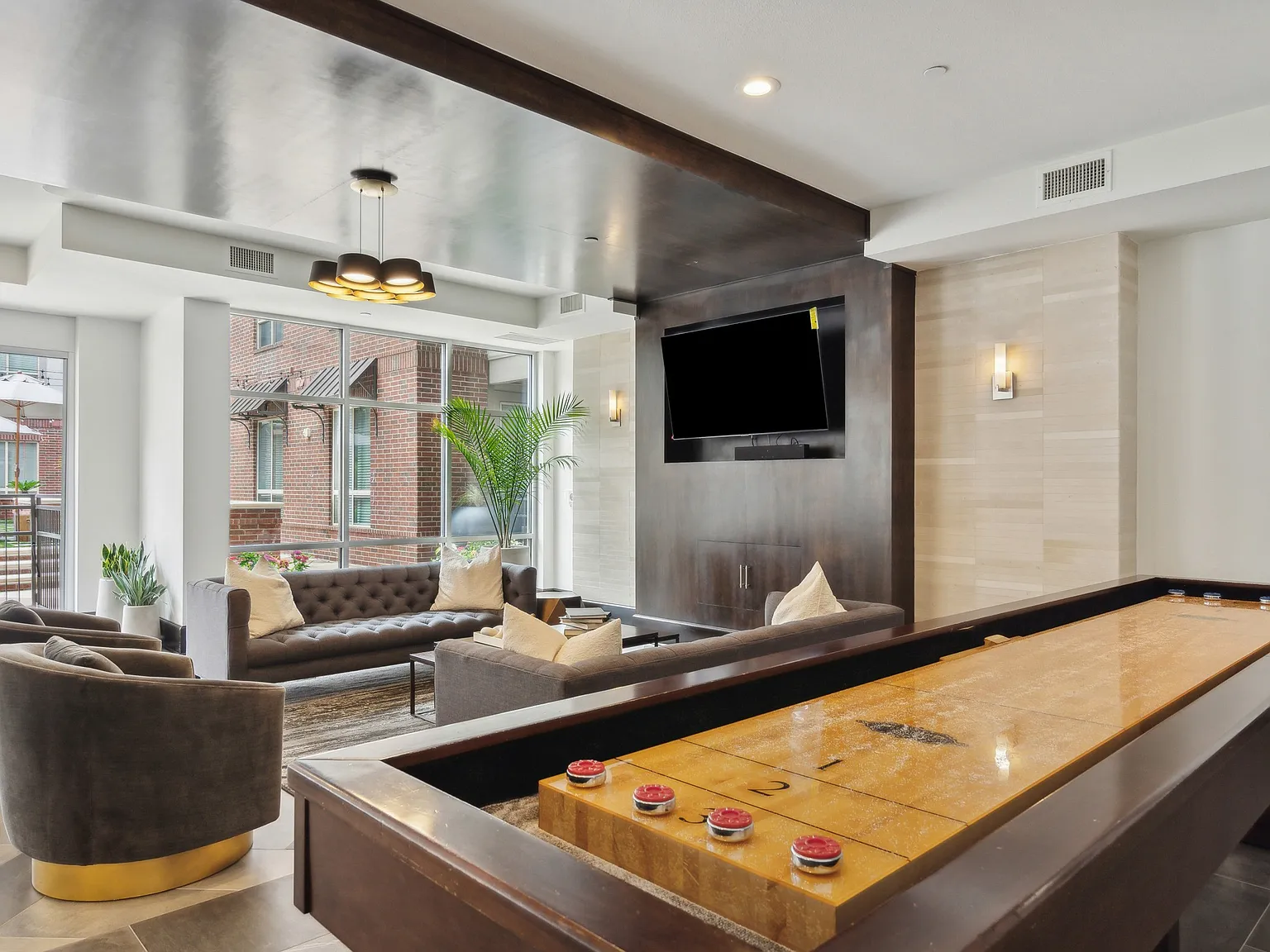 ALARA Uptown Luxury Apartments — Photo 3
