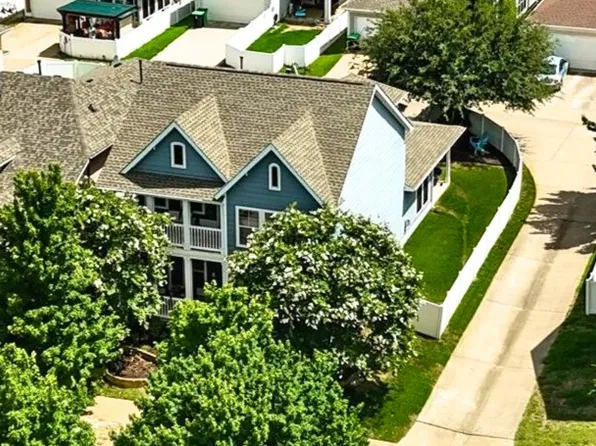 1200 Appalachian Ln, Aubrey, TX 76227